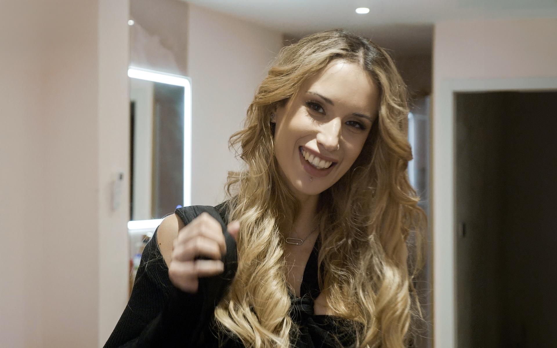 Mellany Lapiedra #2 - Bukkake - Behind The Scenes - Goodbye Cumshot