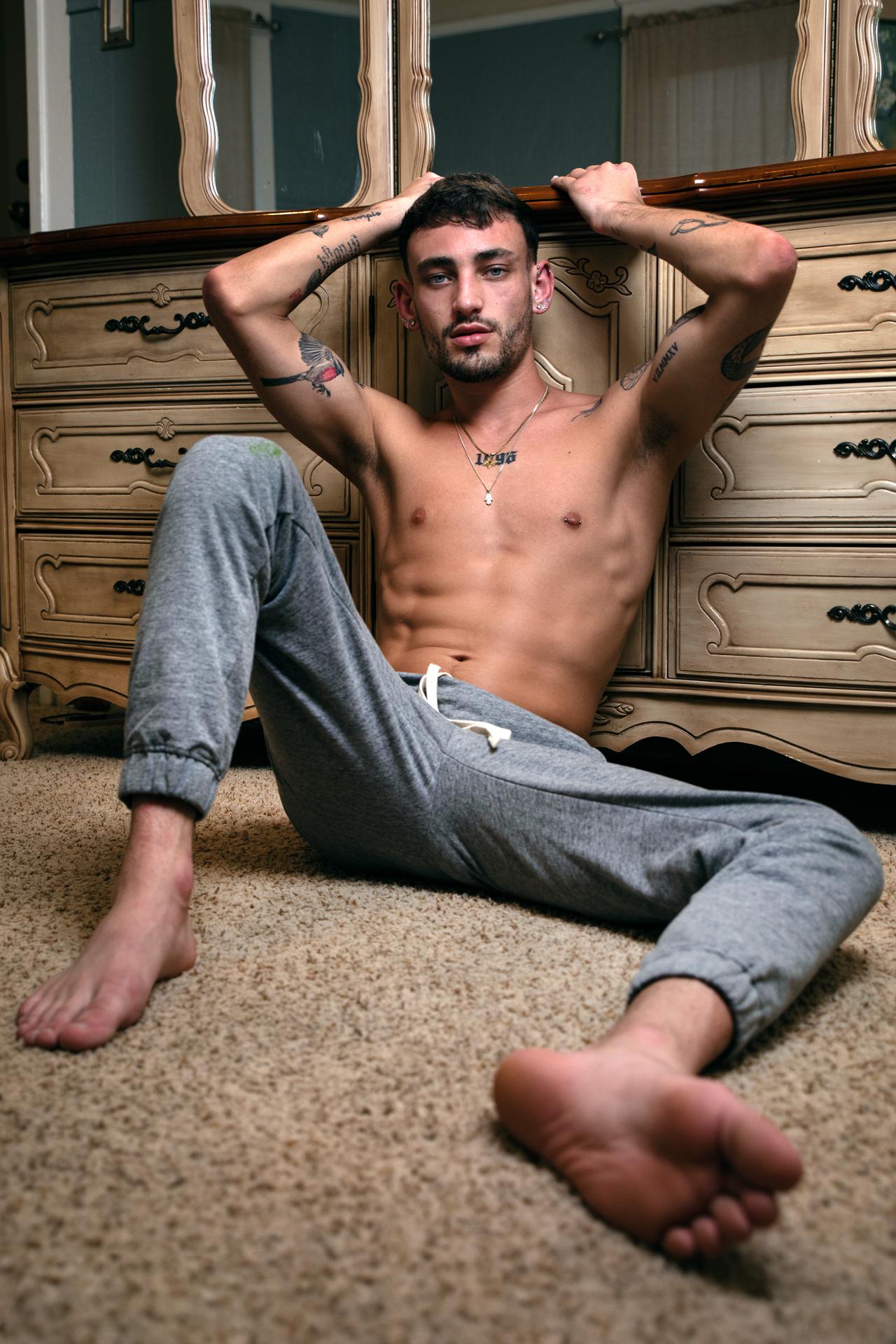 Benjy Guys In Sweatpants