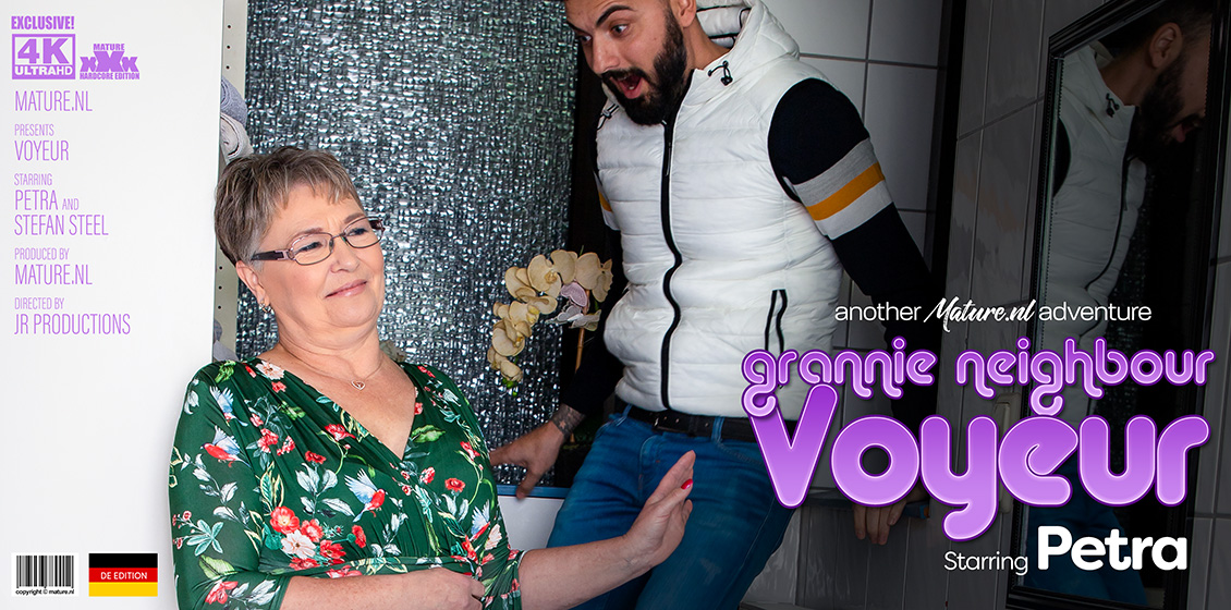 Granny neighbour voyeur - Grandma Petra is getting a surprise visit
