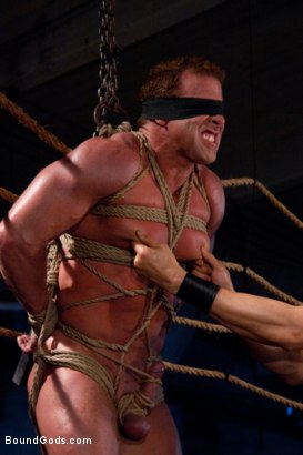 Photo HD Derek Pain - 1