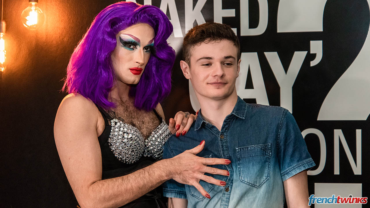 Naked GayTraction Sacha