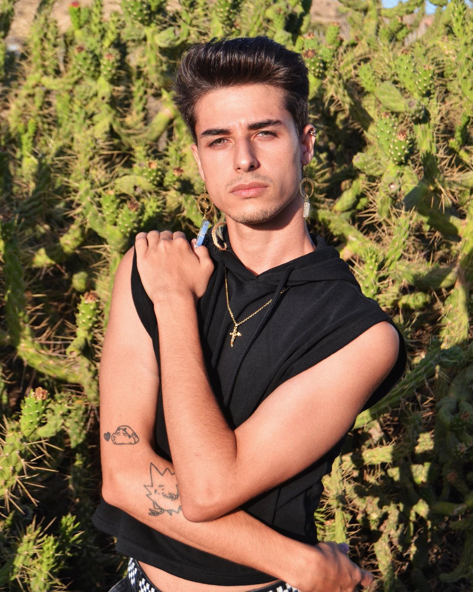 Karim Guazirof Plan à trois