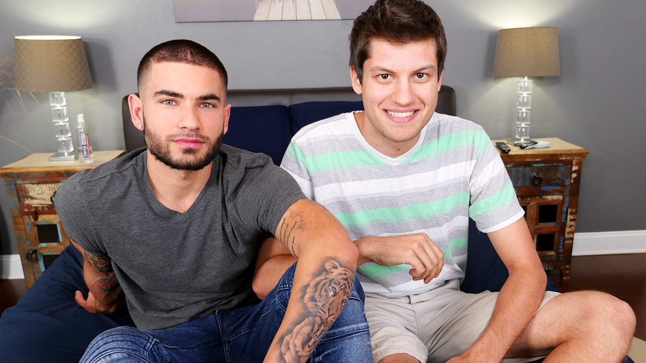 Vadim Takes Chris' Bareback Cock Up His Tight Ass