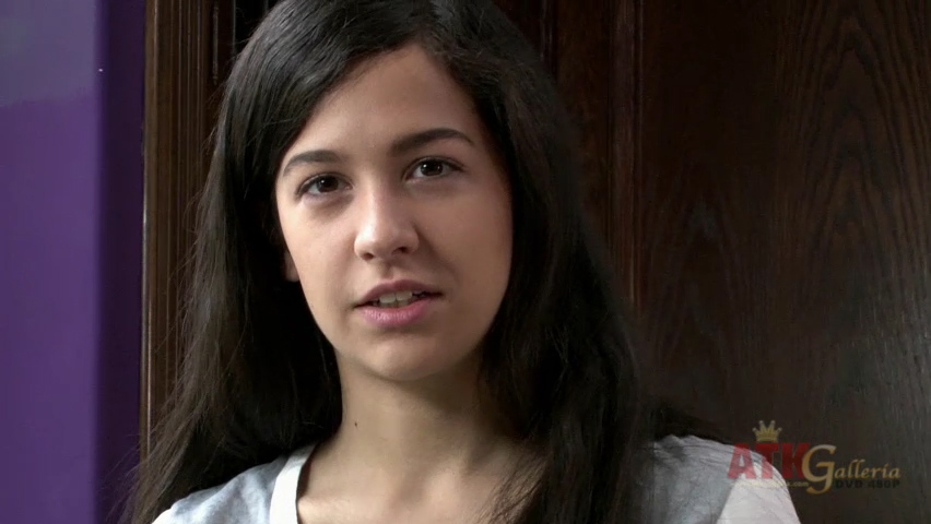 Caroline Ray is letting you watch her