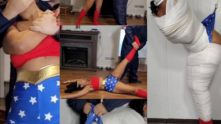 Calisas Art Book: Wonder Bully Gets Wedgied