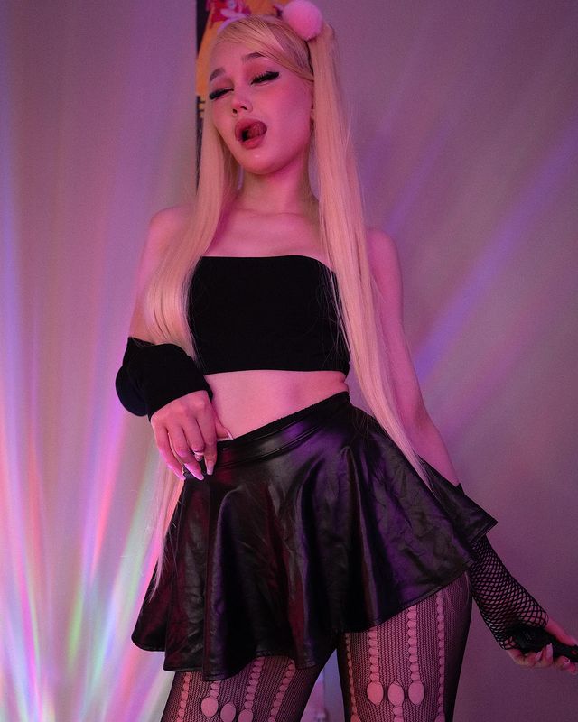 Photo HD Blondelashes19 - 1