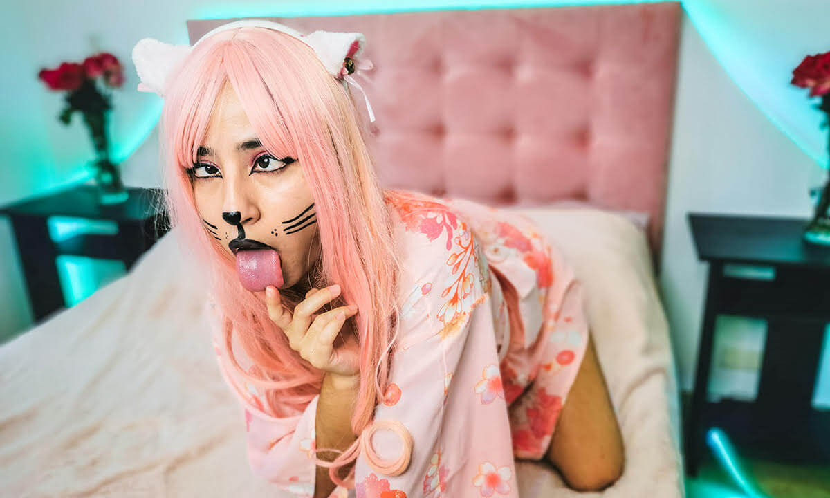 New Pet Neko Cat Wants Your Milk