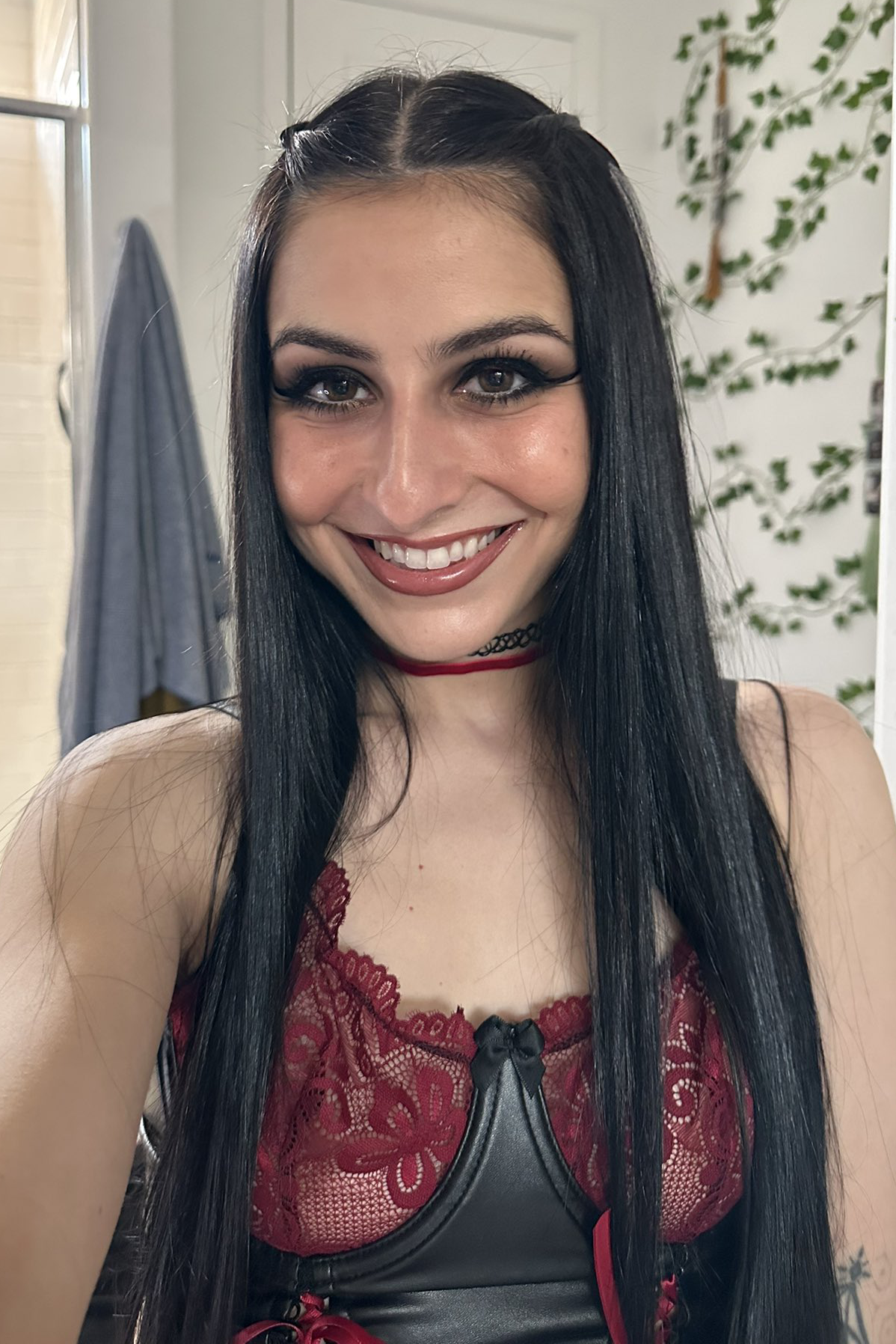 Photo HD Kaitlyn Katsaros - 3