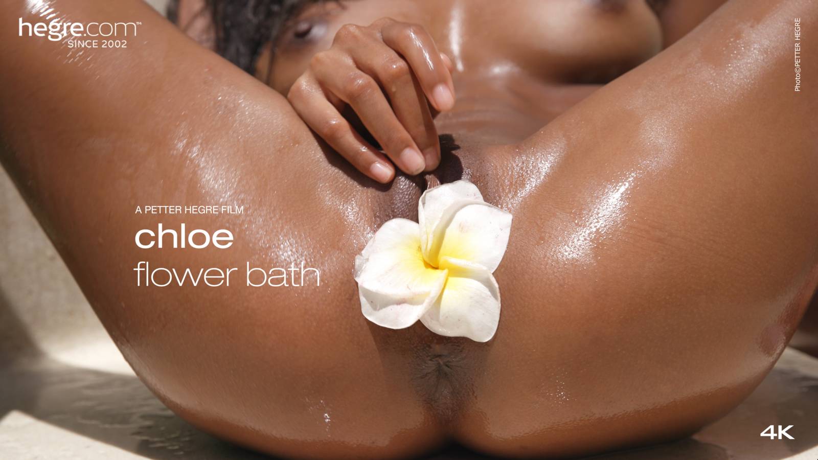 Chloe Flower Bath