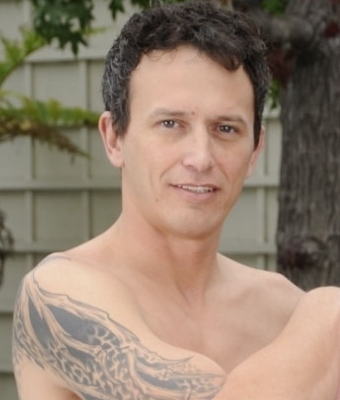 Photo HD Derrick Paul - 1