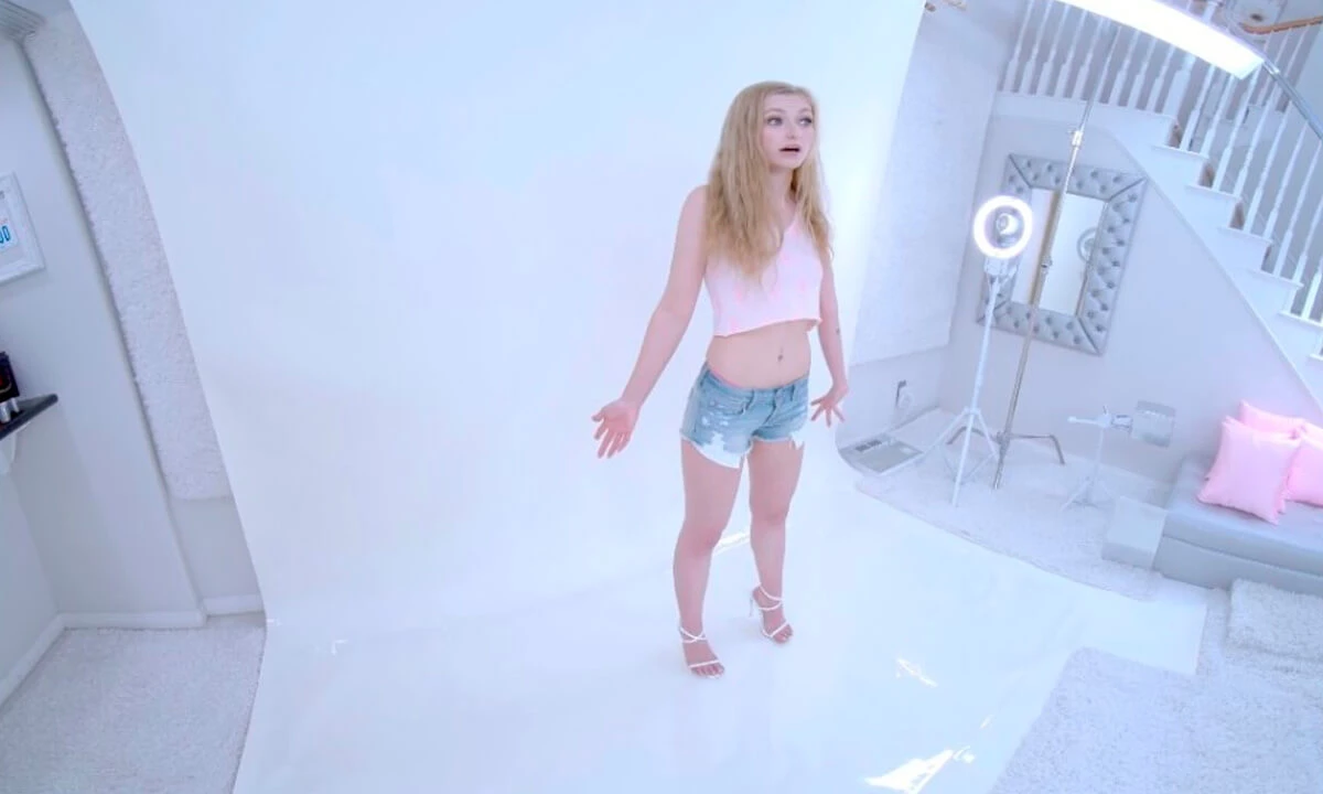 Beautiful Blonde McKenzie Fucked At Photoshoot By Mistake
