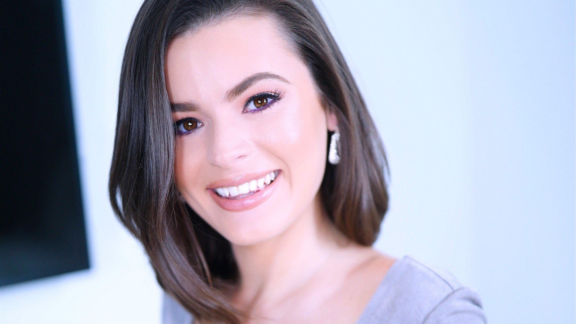 Dharma Jones Returns to Amateur Allure for a Blowjob, Multiple Orgasms and to Swallow Cum