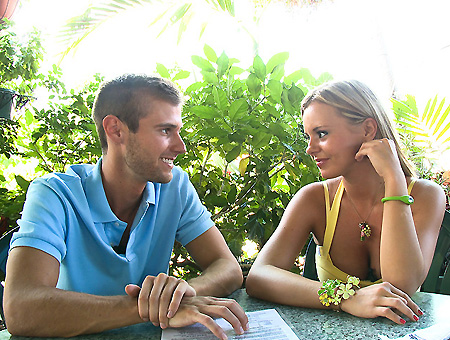 Bree Olsen Bagged Herself a Loser