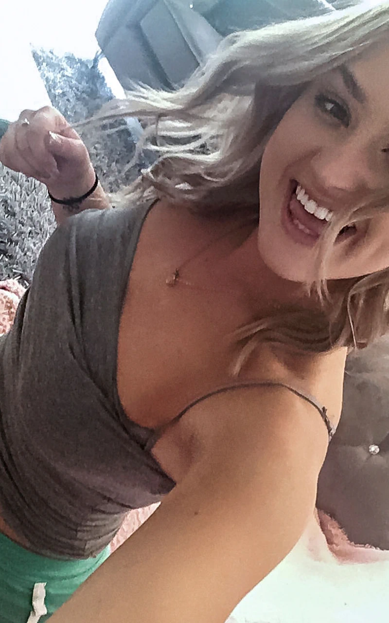 Photo HD Serena Avary - 2