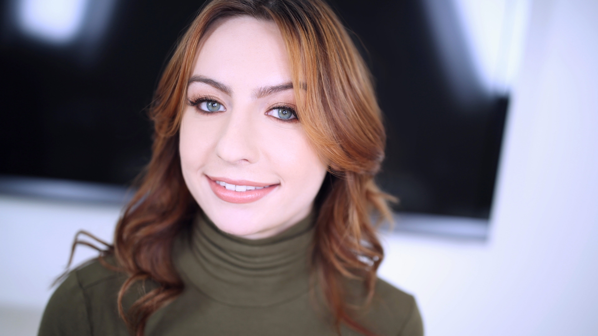 Amateur Allure Welcomes Scarlett Johnson for Cock Sucking, Fucking and Cum Swallowing