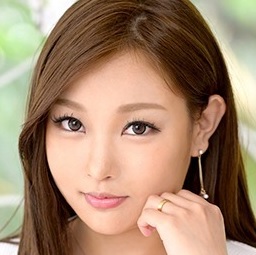 Photo HD Airi Takasaka - 4