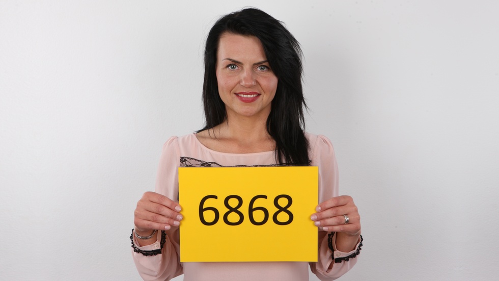 Michaela (6868)