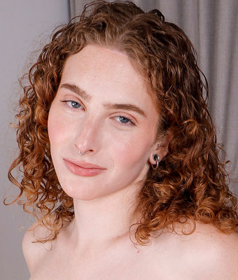 Photo HD Iris Kiss - 3