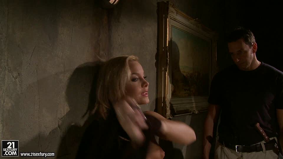 Audiency at Mistress Kathia - part 1