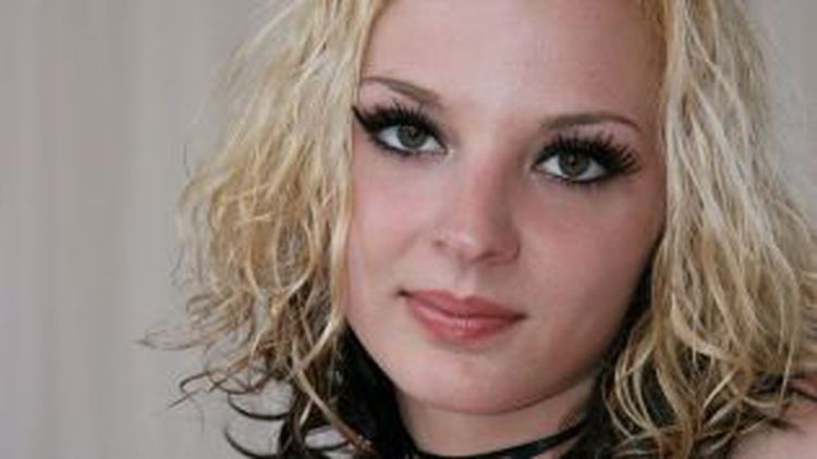 Teen Sucks Cock Straight Off the Bus