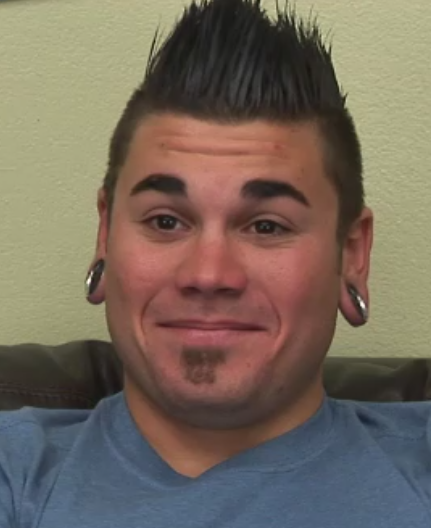 Tyler Synon Straight College Men