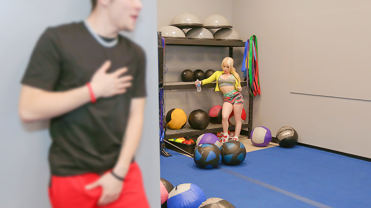 Cumplimentary MILF Massage