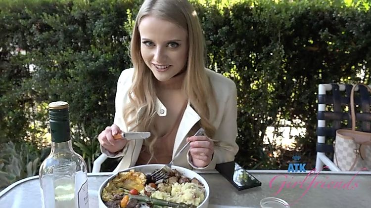 Paris White Dinner Date.