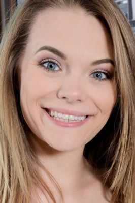 Staci May Karups Hometown Amateurs