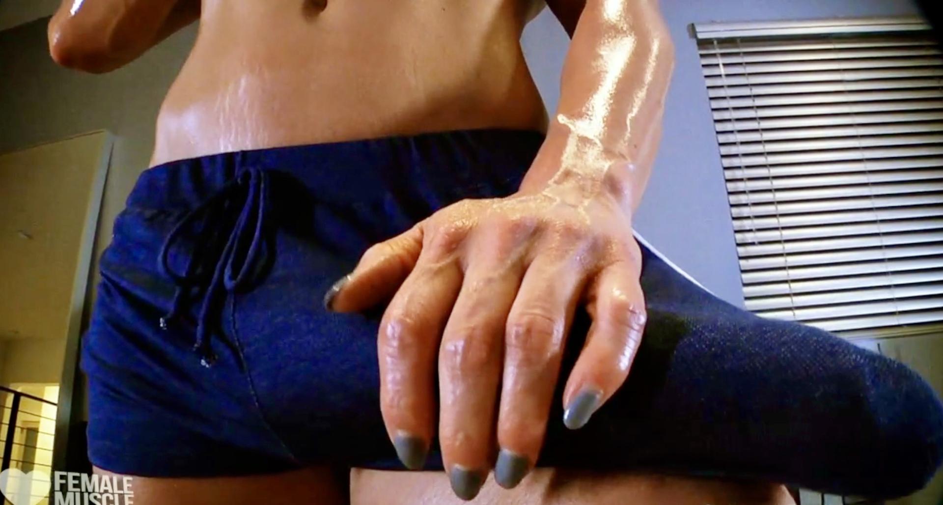 BIG Muscles. BIG Cock.