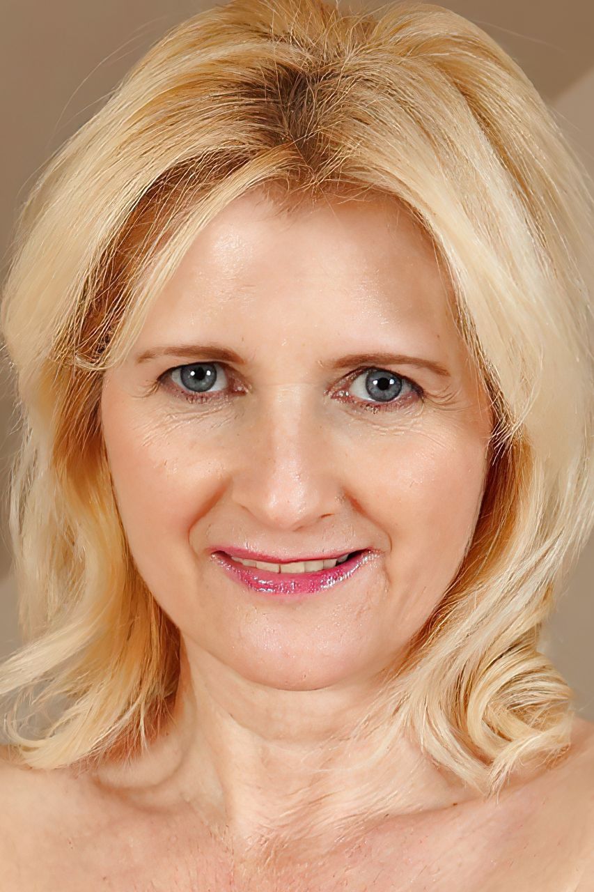 Flower Blue Anulingus