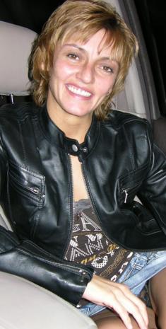 Lisa Linx On A Dogging Mission