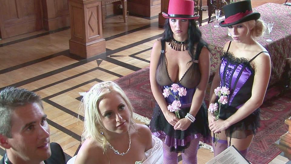 Savannah Gold has anal while wearing the garters from her wedding