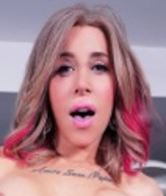 Photo HD Tiffany Von Pierre - 3