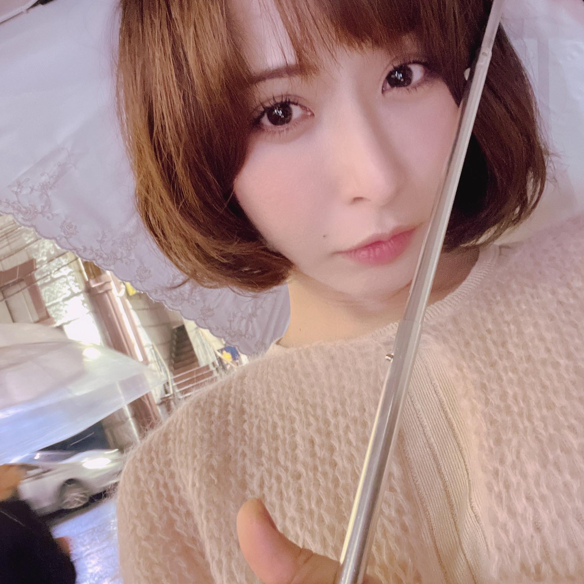 Photo HD Elly Akira - 2