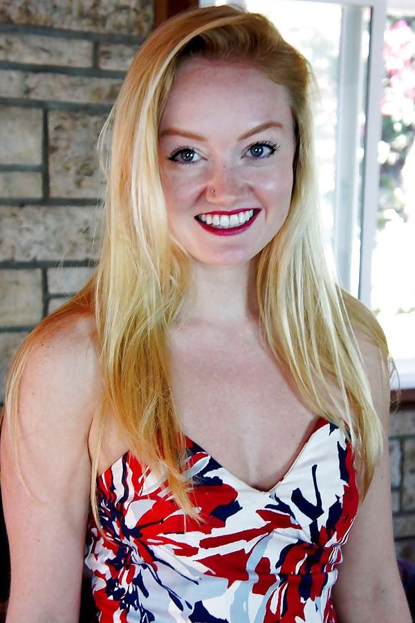 Photo HD Dawn Dynamite - 1