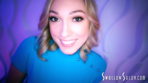 Lily Labeau Shows Of Her Oral Skills At The Salon