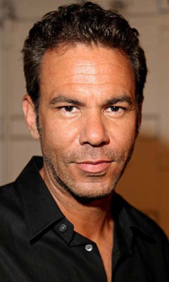 Photo HD Steven St. Croix - 3