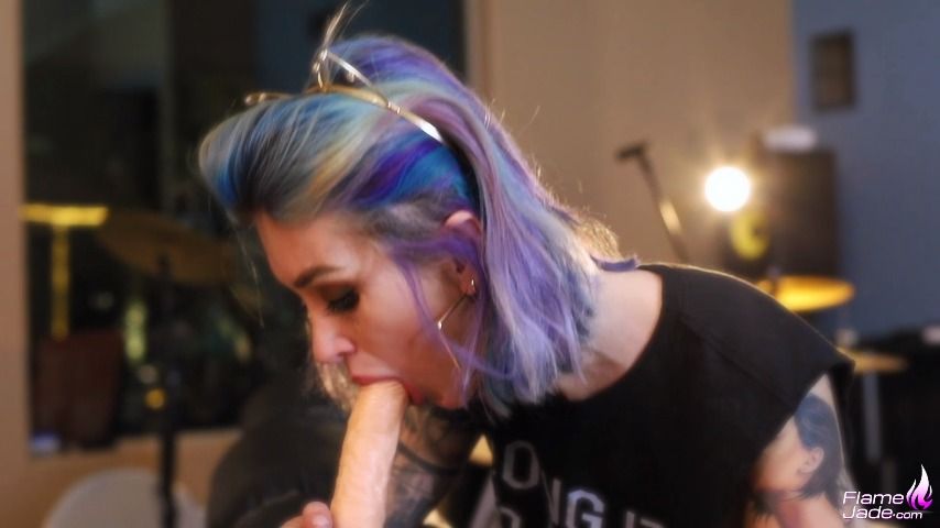 Rock Musician Girl Blowjob Big Dildo