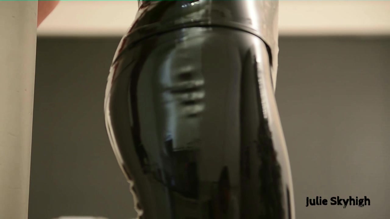 Extreme Latex Painfull Standing Part 1