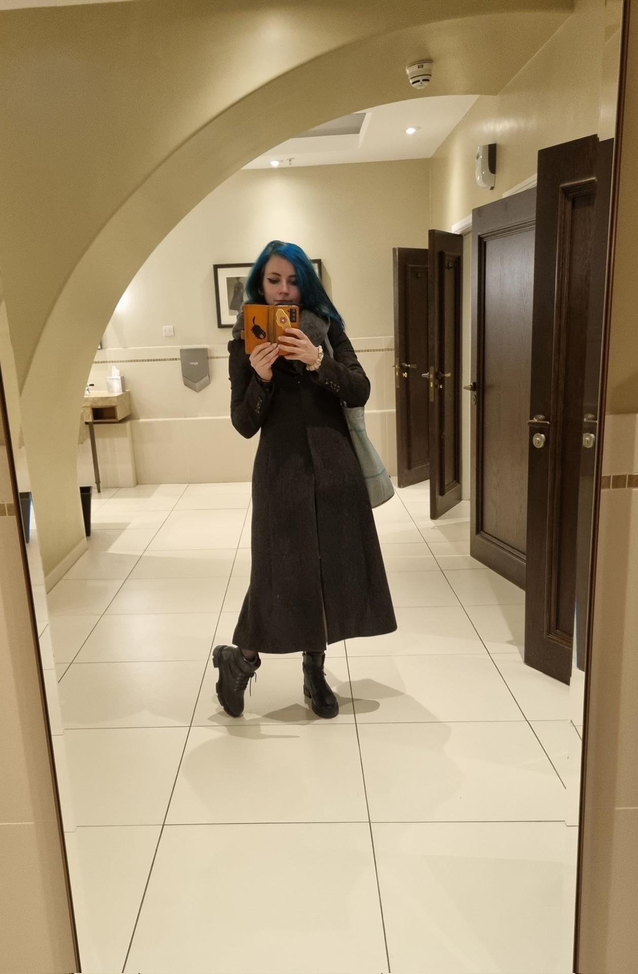 Photo HD Ash May - 1