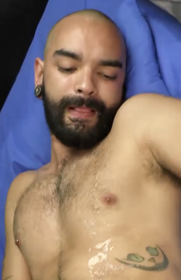 Aitor Ike Plan à trois