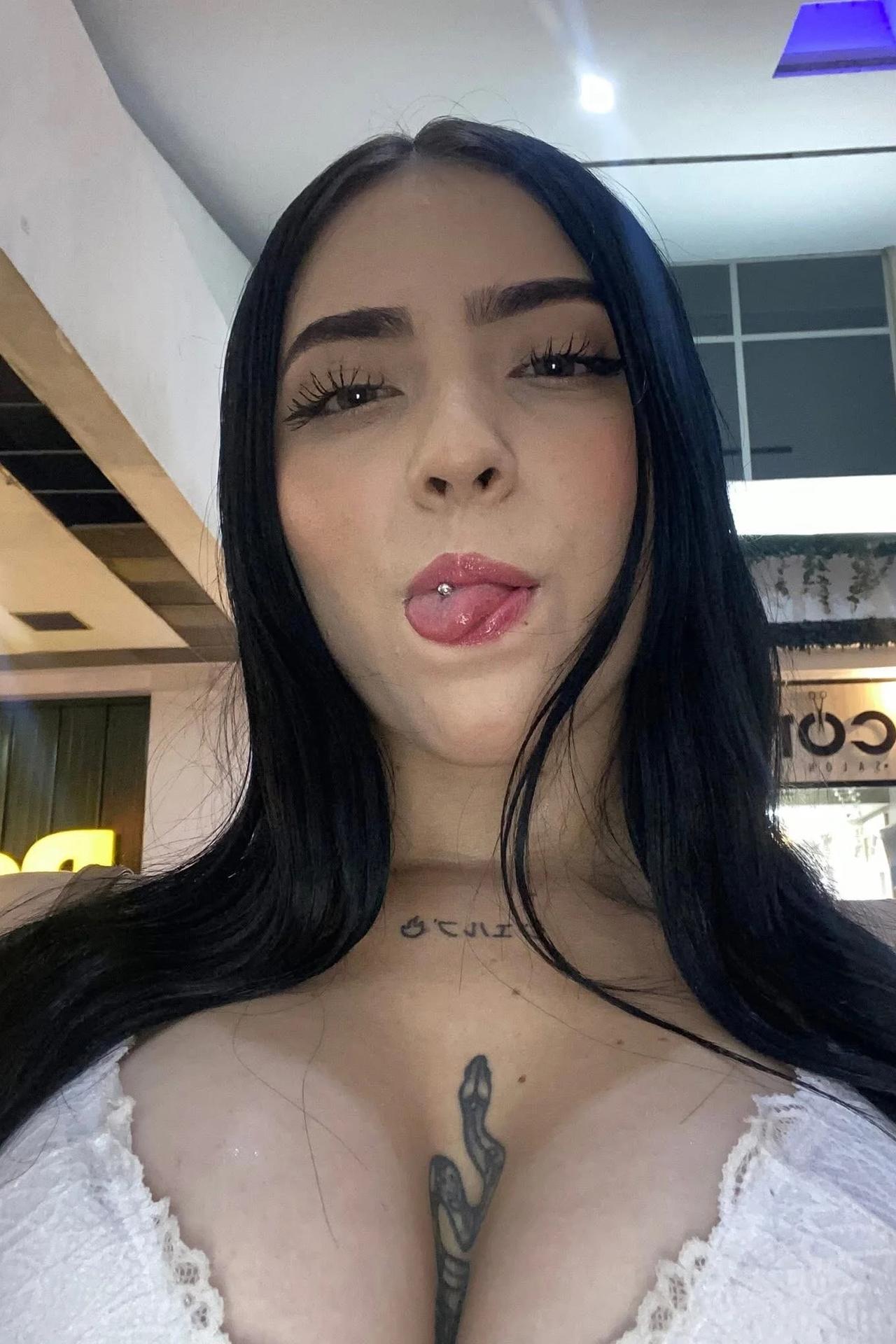 Abella Grey