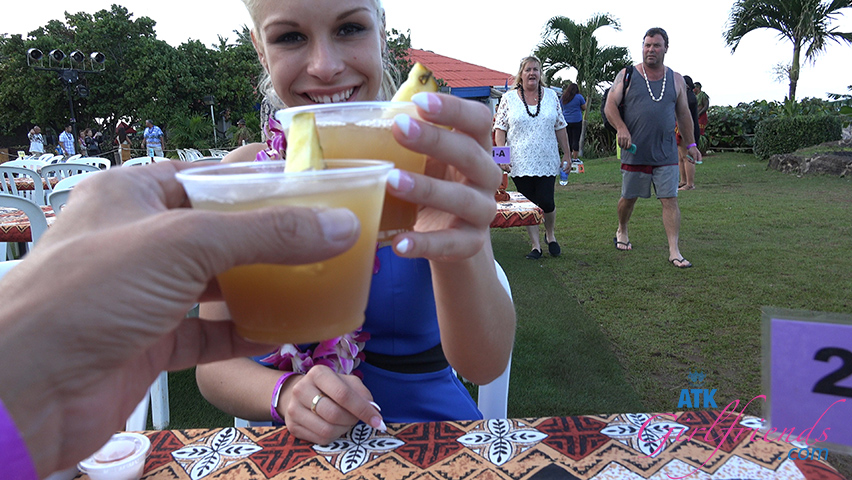 Carmen Is Overwhelmed with Everything in Hawaii