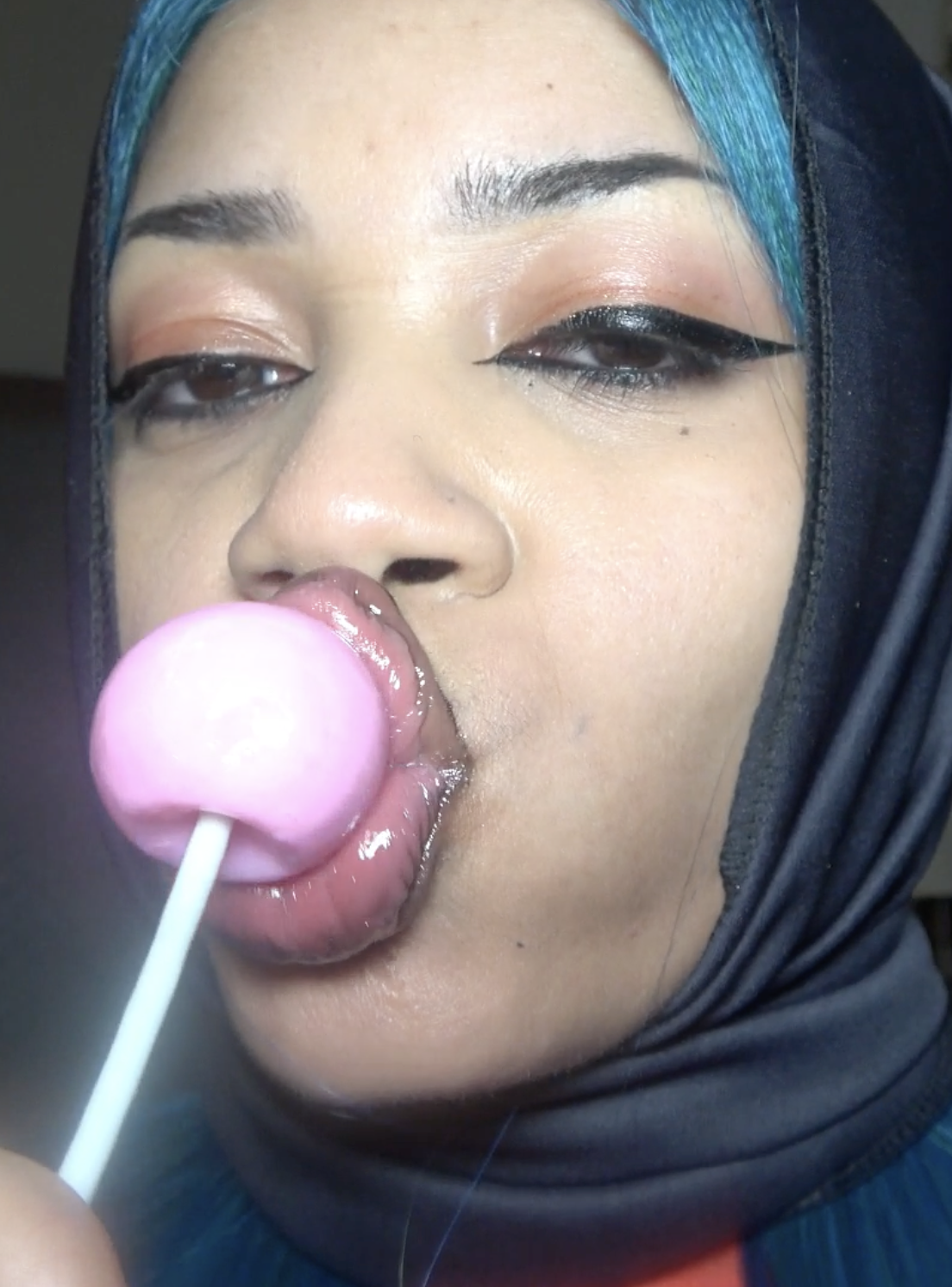 Photo HD Hidden Character - 1