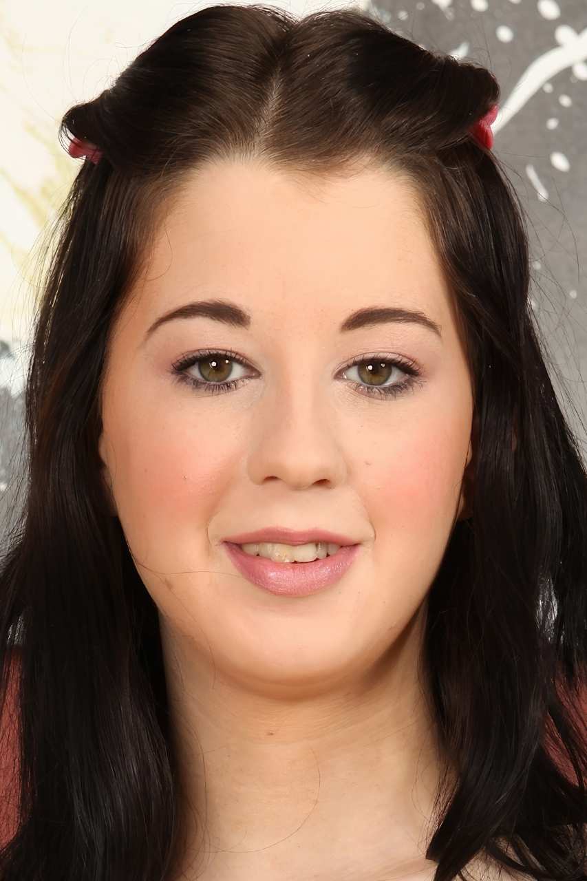 Sarah Lollypop Girlfriends