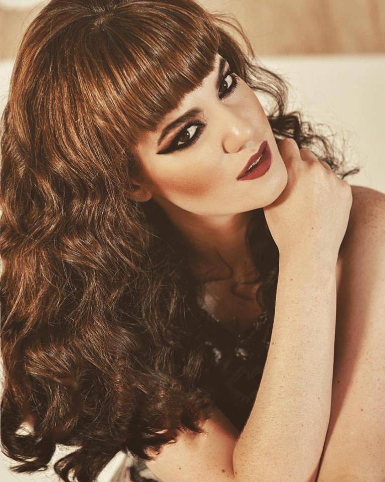 Photo HD Zoe Page - 2