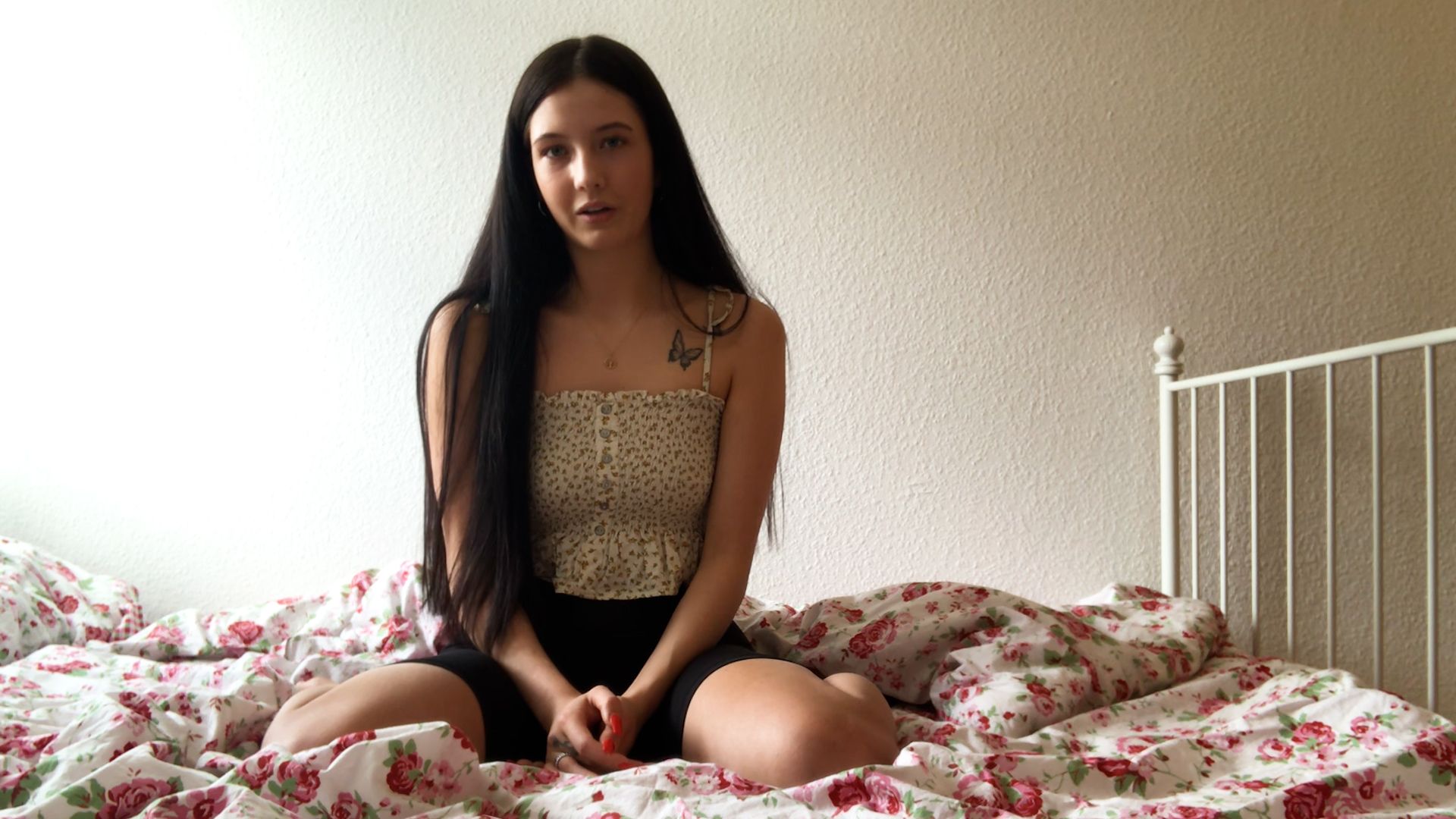 Intimate Moments: Young Line Lets off Steam: Interview with Line