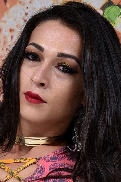 Stephany Brunelli Solo