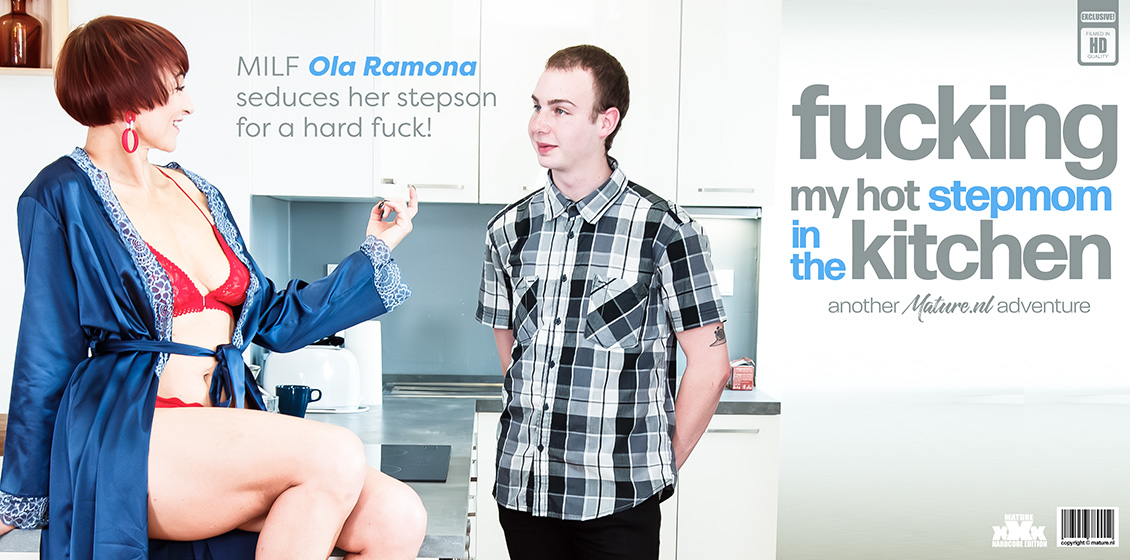 Seduced to fuck my hot perfect ass stepmom Ola Ramona in the kitchen while my dad's at work