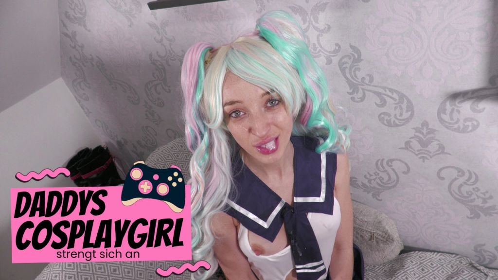 Daddy's cosplay girl tries hard